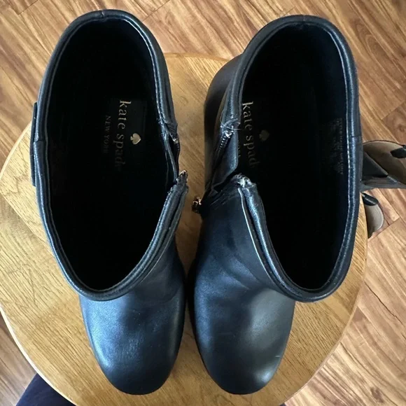 Women’s black Kate Spade 7 1/2 booties - Picture 2 of 3